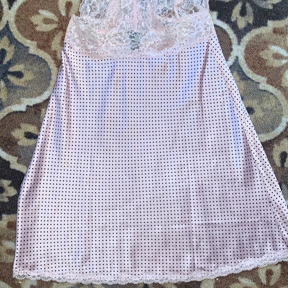 Victoria’s Secret Lace Polka Dot Babydoll - Picture 11 of 16